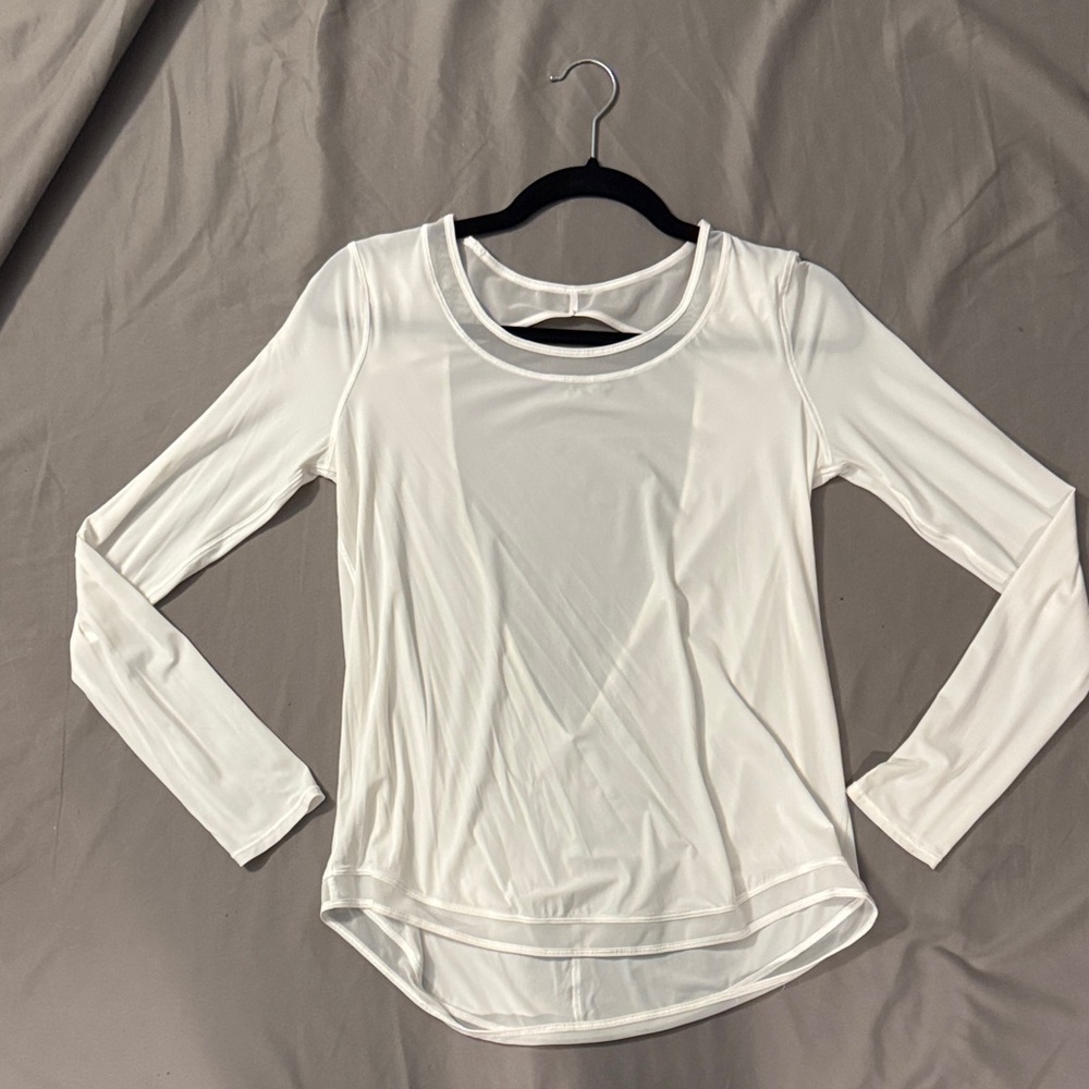 Lululemon lightweight athletic top